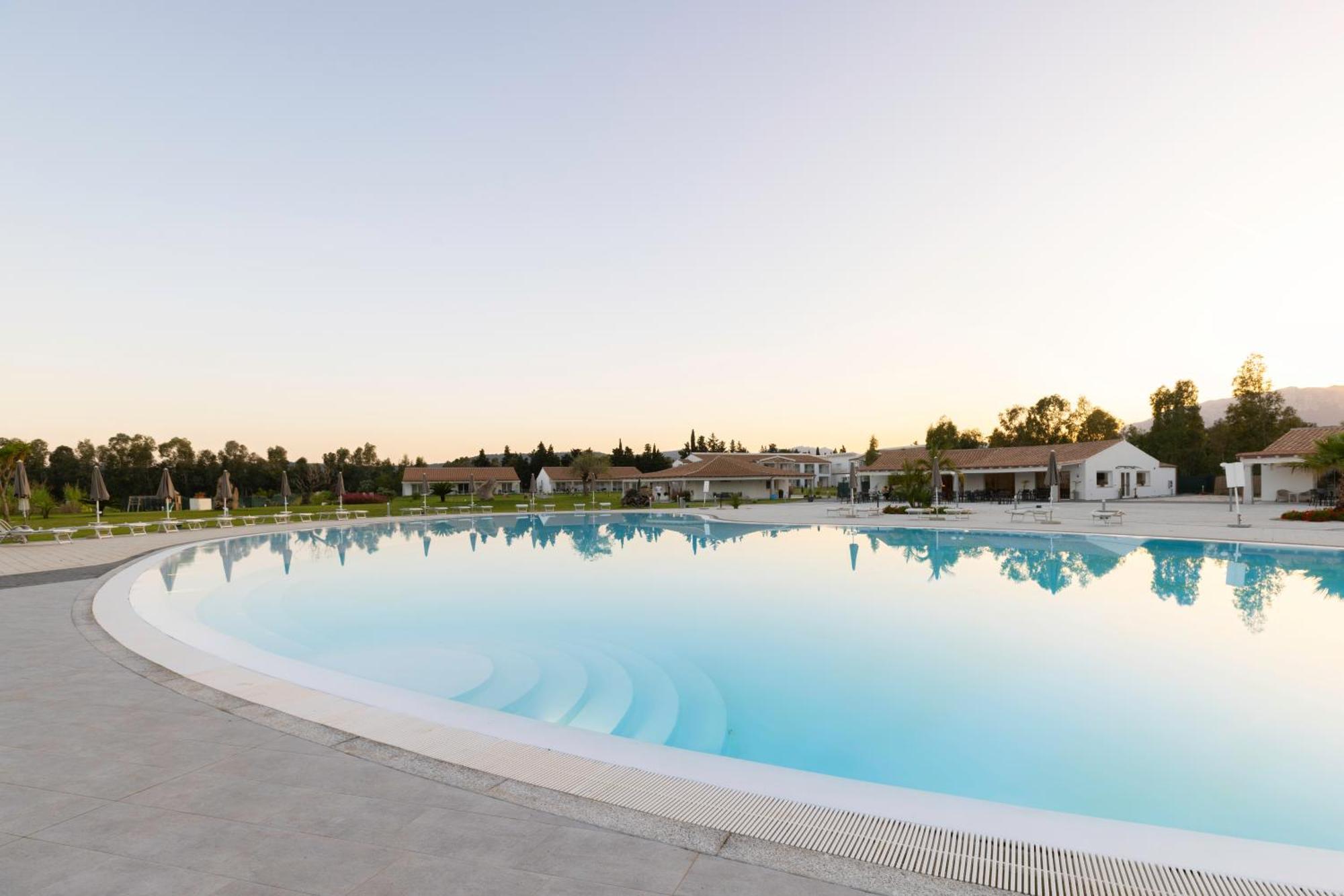 Hotel S'Arena Beach Ла Калета Екстериор снимка